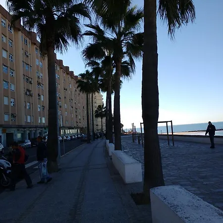 Fernandez Ladreda Con Acceso Directo A La Playa Y A Cinco Minutos Andando Del Centro