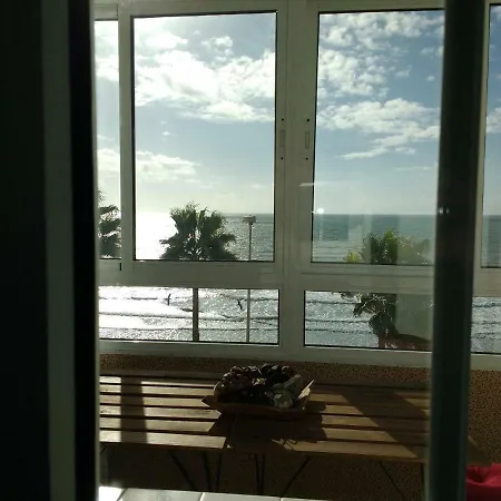Fernandez Ladreda Con Acceso Directo A La Playa Y A Cinco Minutos Andando Del Centro Apartman *